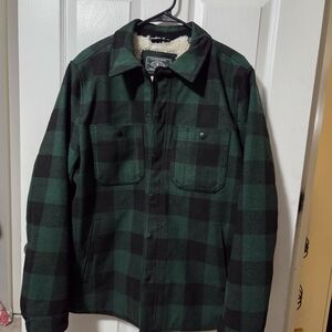 G.H. Bass & Co. Men's Black and Green Checkered Shirt Jacket
